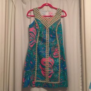 NWOT Lilly Pulizter Shift Dress